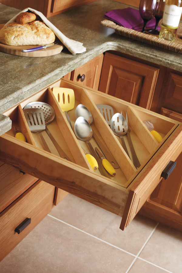 Cooking Utensil Divider - Homecrest Cabinetry