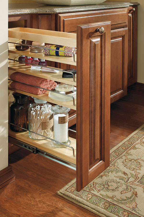 https://www.schrock.com/-/media/schrock/products/cabinet_interiors/4vanpoutccfs.jpg