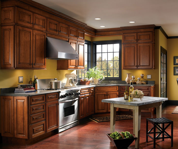 Traditional Cherry Kitchen Cabinets - Schrock